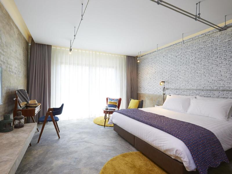 Photo of The Restro, 3-star hotel in Hua Hin (and vicinity)