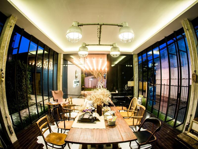 Photo of The Restro, 3-star hotel in Hua Hin (and vicinity)