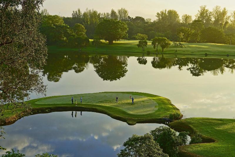 Blue Canyon Country Club, Singapore