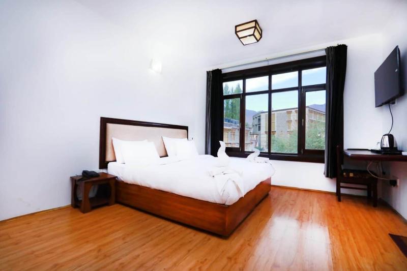 Photo of TIH Hotel Sky Desert, 3-star hotel in Leh