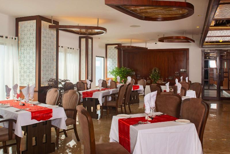 Photo of Ramada by Wyndham Gangtok Hotel & Casino Golden, 3-star hotel in Gangtok