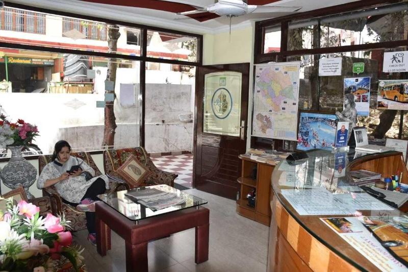 Hotel Misty Woods, 3-star hotel in Dharamshala