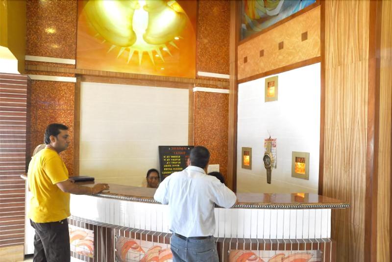 Photo of Hotel Sharan, 3-star hotel in Shirdi