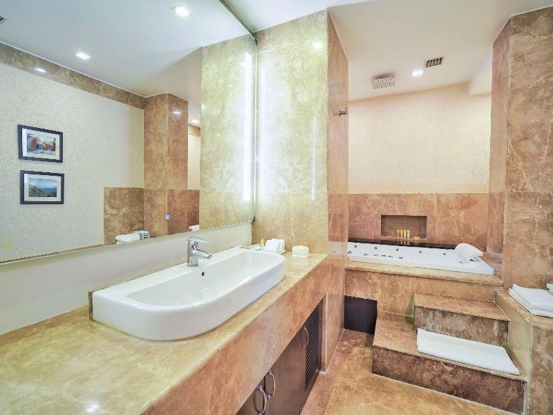 Photo of Hyatt Centric Rajpur Road Dehradun, 4-star hotel in Dehradun District