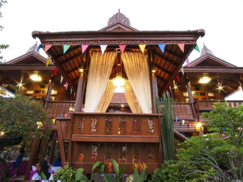 Montri Resort Donmuang Bangkok, Singapore
