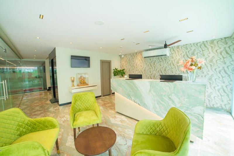 Photo of The Beacon Hotel Visakhapatnam, 3-star hotel in Visakhapatnam (and vicinity)