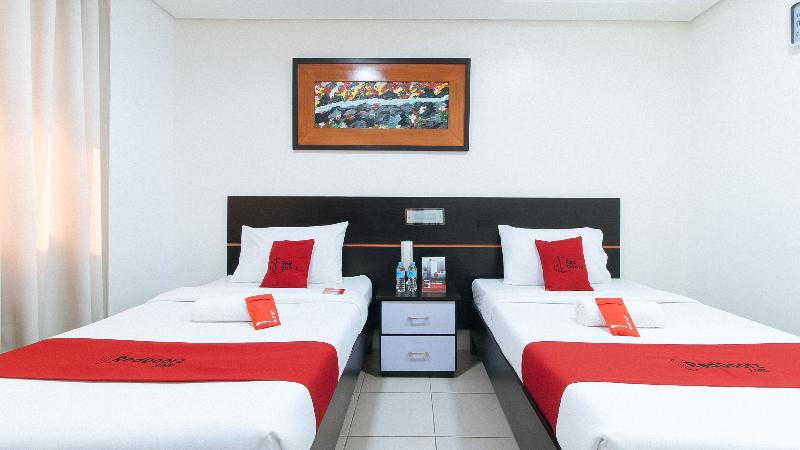 RedDoorz @ Greenview Hotel and Restobar Masbate, 1-star hotel in Masbate City