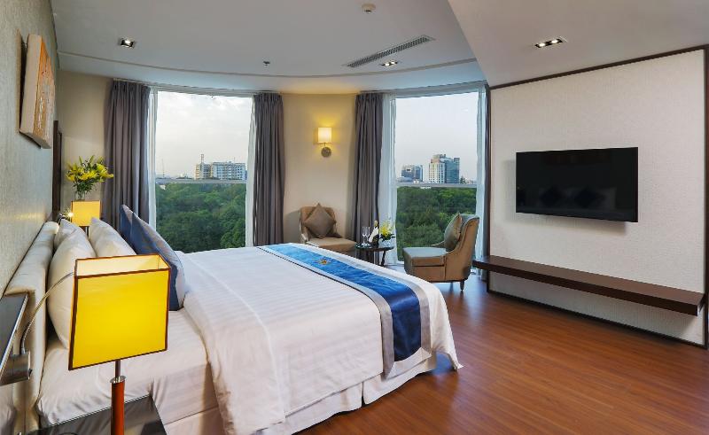 Pearl Central Hotel, Singapore