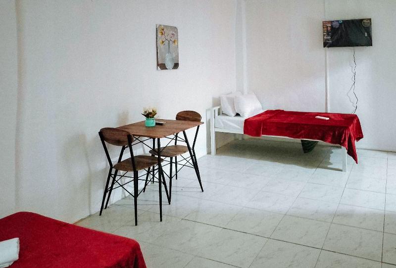 Photo of RedDoorz @ Rio Bella Lacson St. Bacolod, 1-star hotel in Bacolod