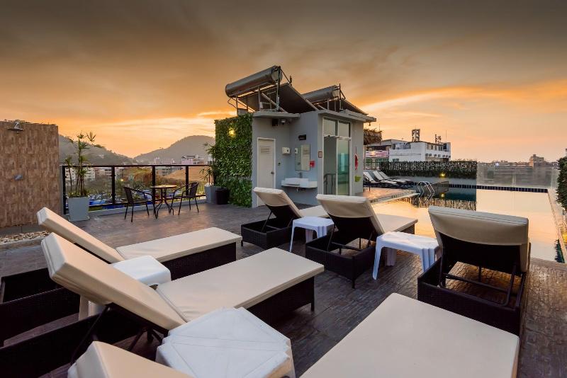 Hallo Patong Hotel & Restaurant exterior, 3-Star hotel in Bangla Road