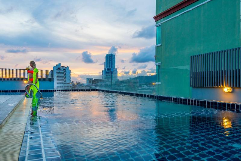 Photo of Hallo Patong Hotel & Restaurant, 3-star hotel in Bangla Road