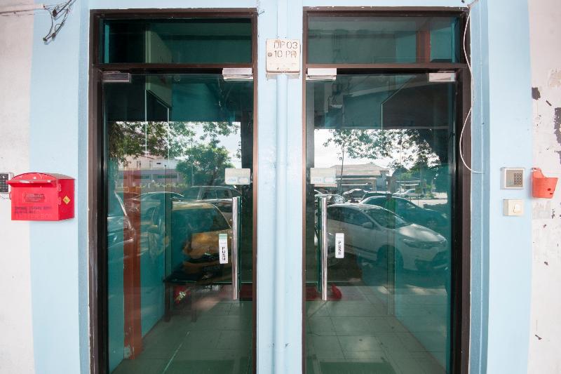 Bintang Square Hotel exterior, 2-Star hotel in Kota Bharu