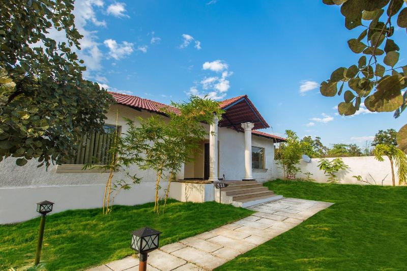 Photo of Tuli Veer Bagh Resort, 4-star hotel in Pench National Park