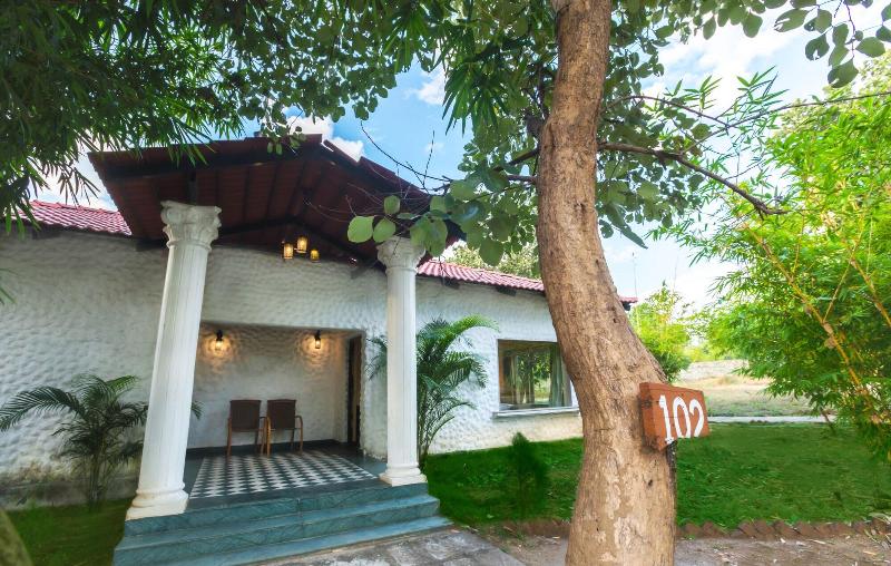 Photo of Tuli Veer Bagh Resort, 4-star hotel in Pench National Park