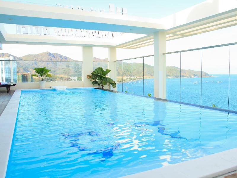 Nha Trang Wonderland Hotel, Singapore