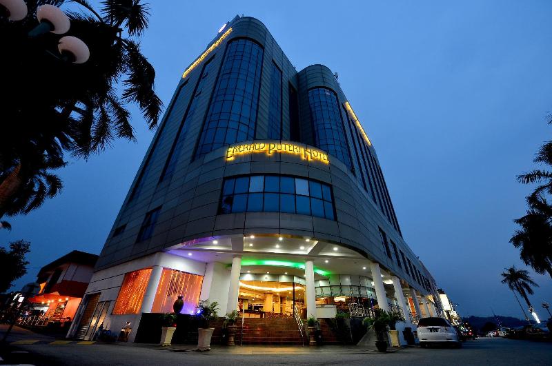 Photo of Emerald Puteri Hotel, 3-star hotel in Sungai Petani