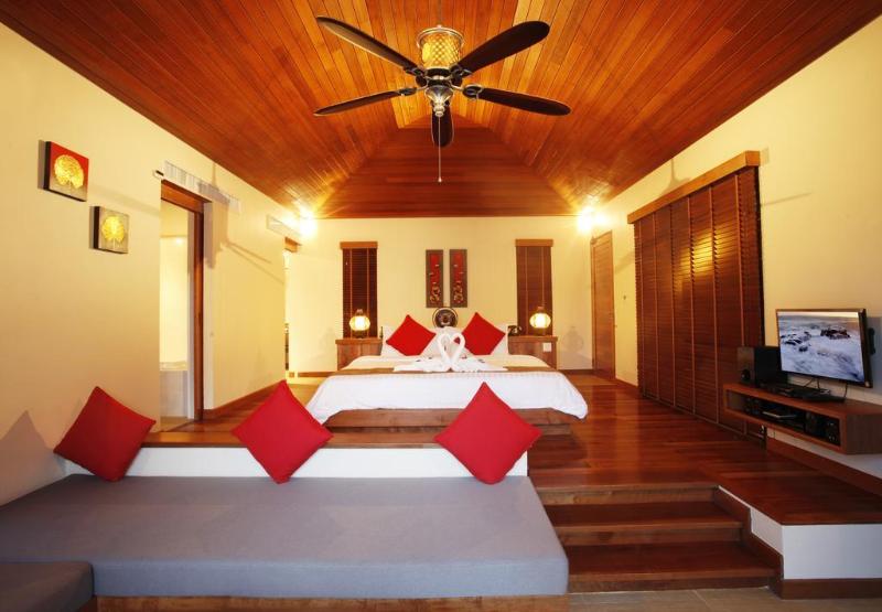 Photo of Korsiri Villas, 4-star hotel in Phuket (and vicinity)