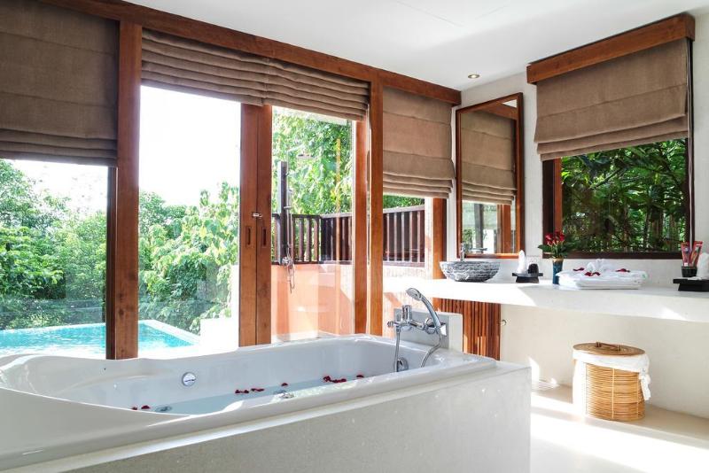 Photo of Korsiri Villas, 4-star hotel in Phuket (and vicinity)