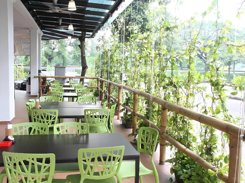 Photo of Peach Hill Hotel, 3-star hotel in Pasir Gudang