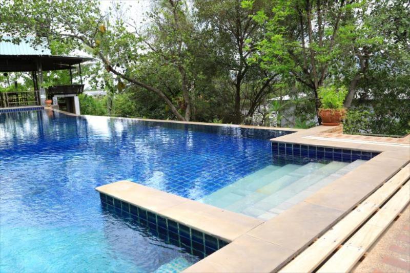 Photo of Penpark Place, 2-star hotel in Bangkok (and vicinity)