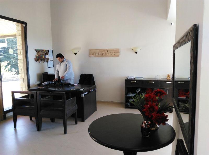Photo of WoodSmoke resort & Spa, 3-star hotel in Shimla District