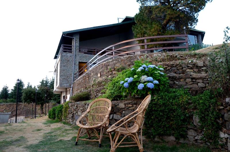 Photo of WoodSmoke resort & Spa, 3-star hotel in Shimla District