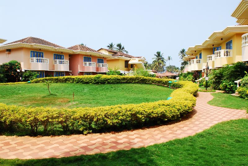 Photo of Coconut Grove Beach Resort, 4-star hotel in Betalbatim