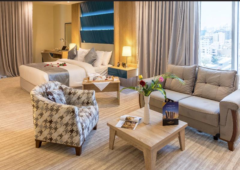 Photo of Al Mansour Plaza Hotel, 4-star hotel in Doha