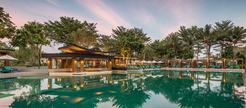Dusit Thani Krabi Beach Resort, 5-star hotel in Krabi