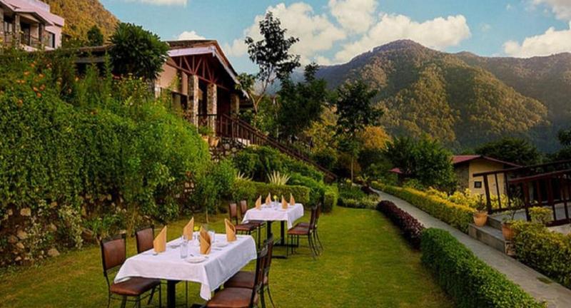 Sterling Corbett, 3-star hotel in Almora (and vicinity)