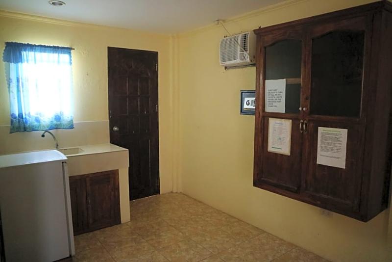 Photo of Golden Palm Resort, 3-star hotel in Bohol