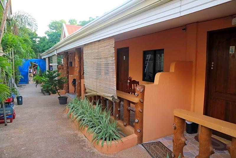 Photo of Golden Palm Resort, 3-star hotel in Bohol