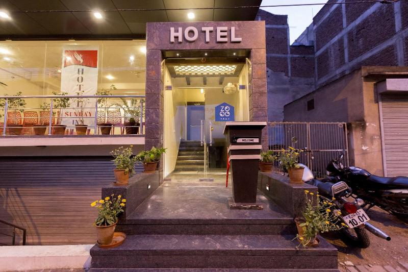 Photo of Hotel Sunday Inn, 3-star hotel in Jaipur District
