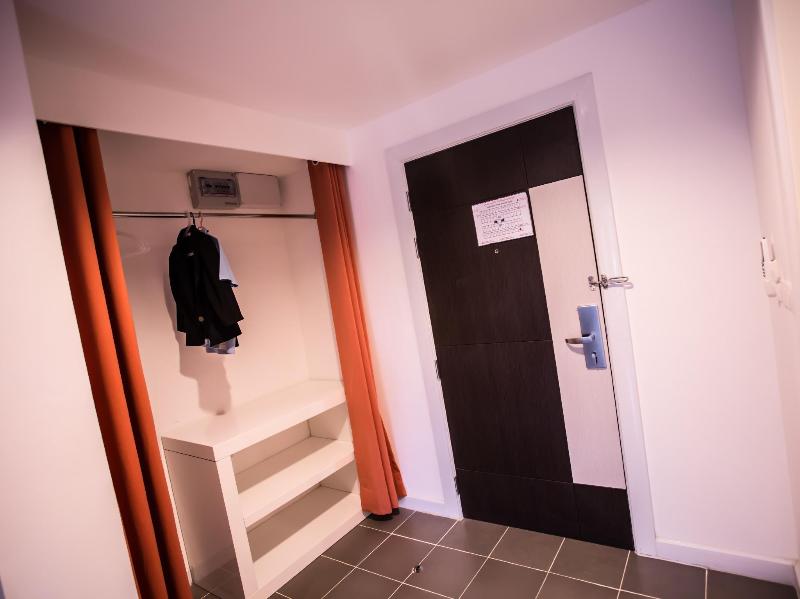 Photo of The Original Orange Rooms, 3-star hotel in Nakhon Si Thammarat