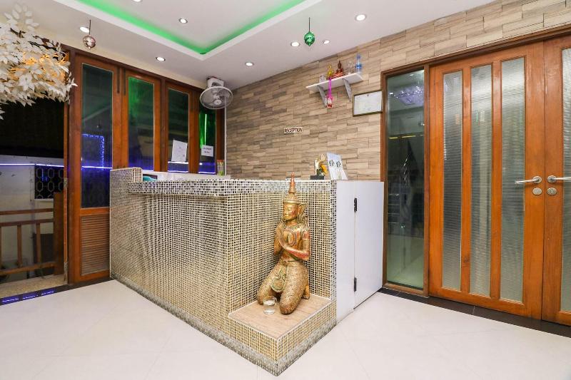 Photo of Natural Beach Hotel Pattaya, 2-star hotel in Central Pattaya