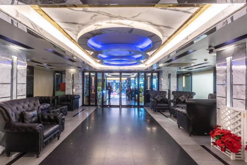 Gateway Hotel Pratunam, Singapore