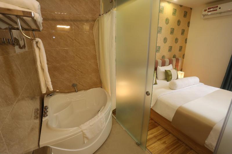 Thuy Sakura Hotel & Serviced Apartment, Singapore
