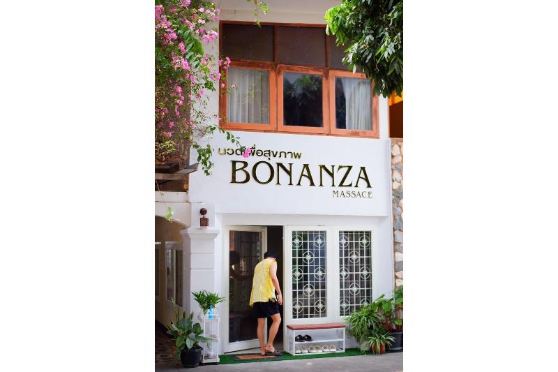 Photo of Delio Boutique Hotel, 3-star hotel in Udon Thani