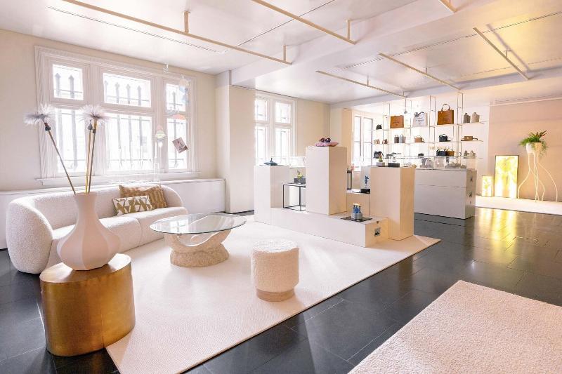 Photo of W Amsterdam, 5-star hotel in Amsterdam (and vicinity)