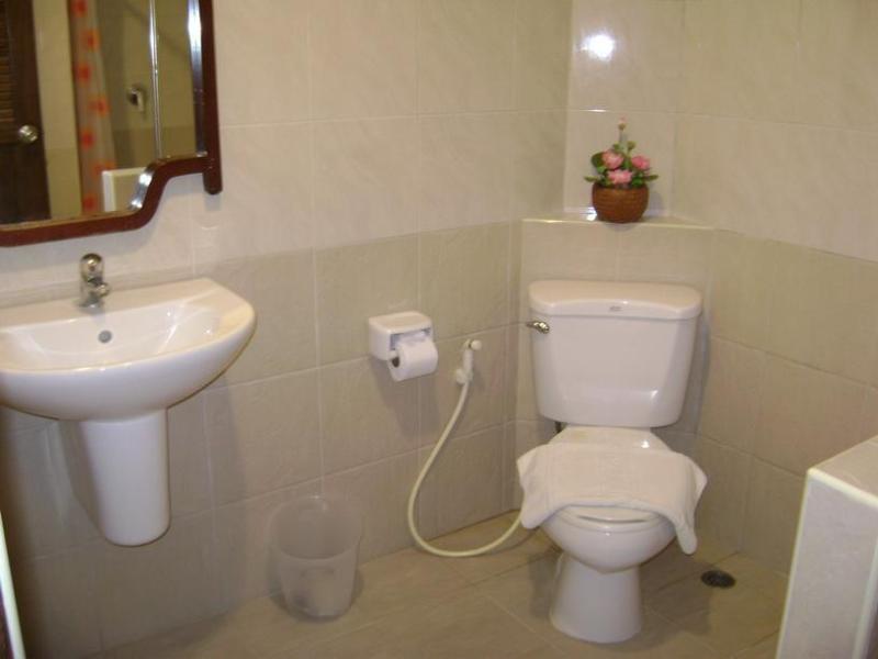 Photo of Baan Pron Phateep, 3-star hotel in Bangla Road