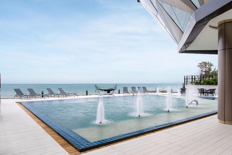 Photo of Rodina Beach Hotel, 4-star hotel in Pattaya (and vicinity)