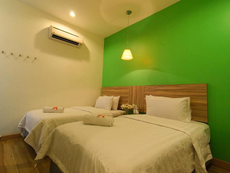 T Hotel Tandop, Singapore