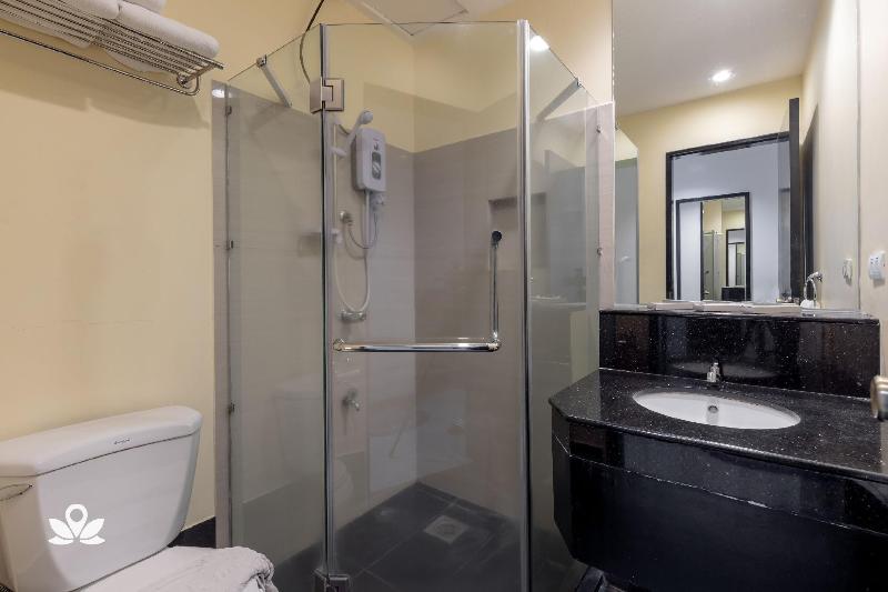 Photo of Check Inn Dumaguete, 3-star hotel in Dumaguete (and vicinity)