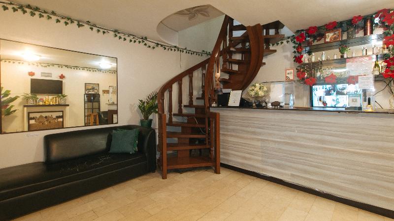 Photo of Check Inn Dumaguete, 3-star hotel in Dumaguete (and vicinity)