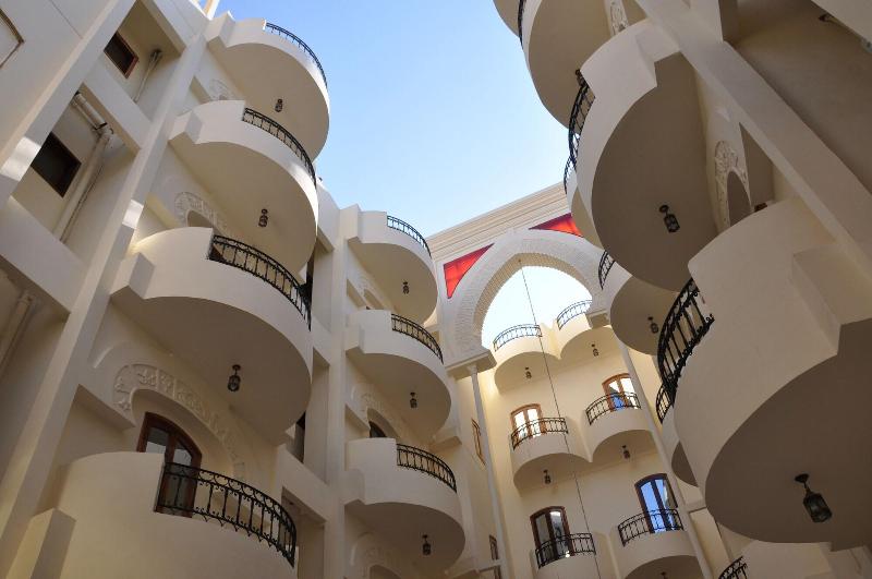 Photo of Alhambra Hotel, 3-star hotel in Luxor