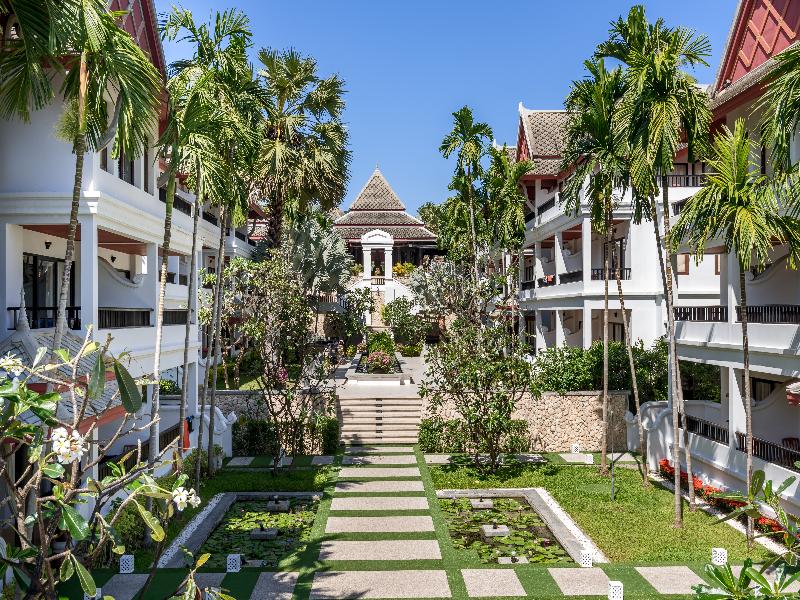 Beyond Suite Hotel exterior, 4-Star hotel in Bang Phlat