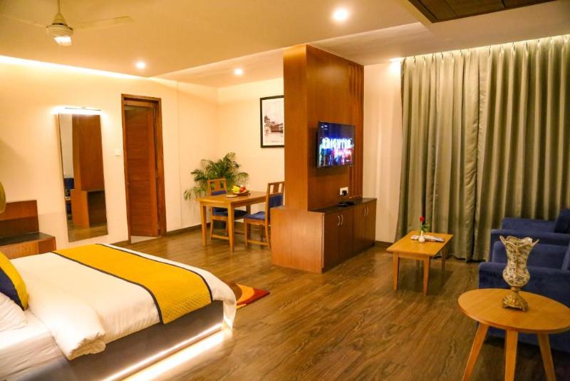 Photo of Four Leaf Hotel Sapphire Blue, 4-star hotel in Varanasi