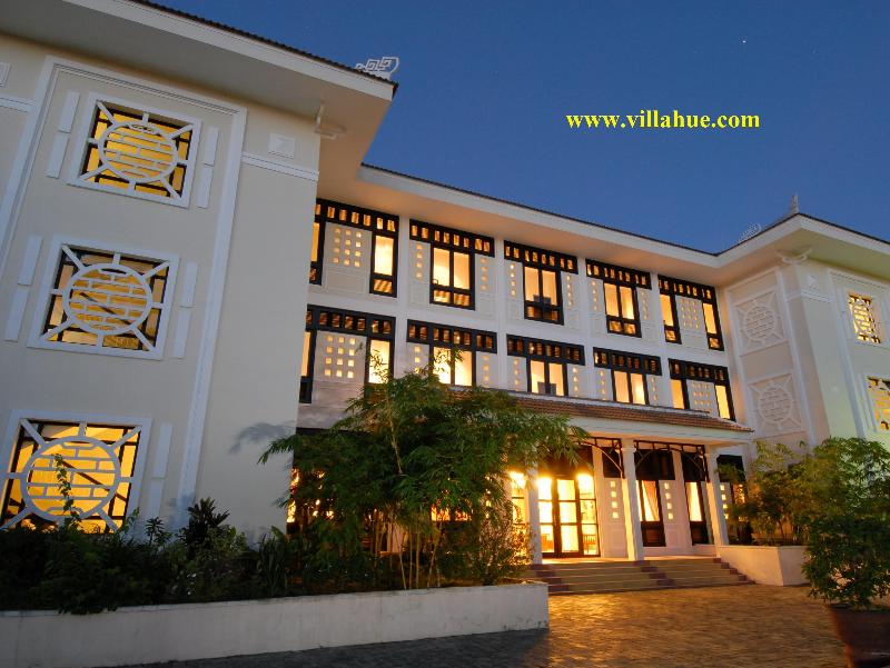 Villa Hue, Singapore