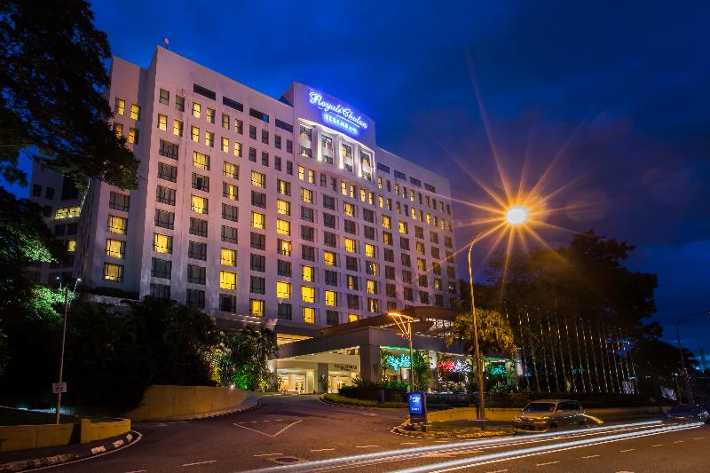 Royale Chulan Seremban, Singapore