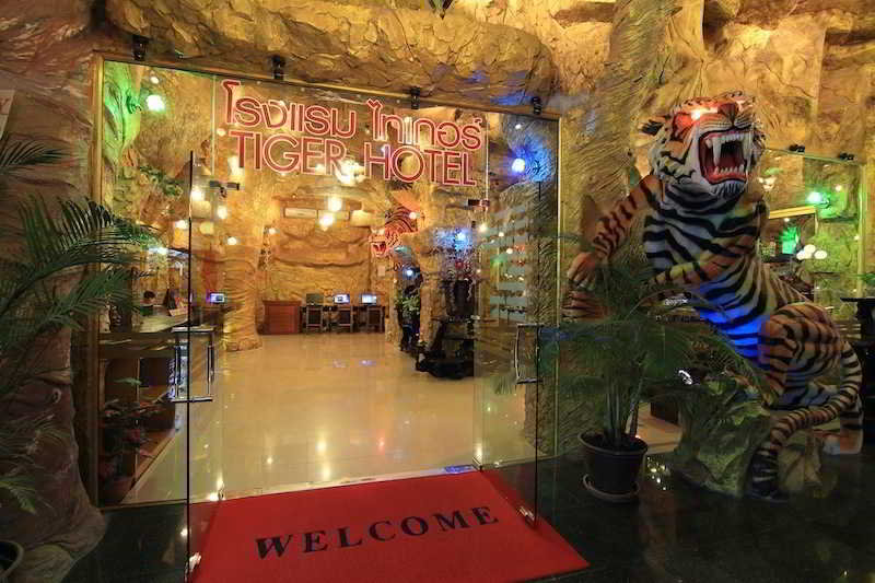 Tiger Complex Hotel, Singapore